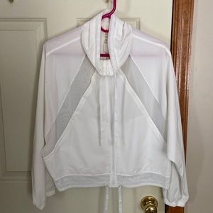 Lulu lemon wind breaker